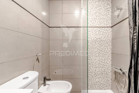 Apartamento t2 remodelado no barreiro