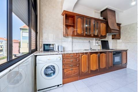 Apartamento t2 remodelado no barreiro