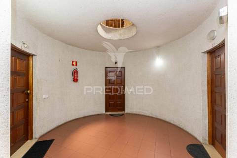 Apartamento t2 para venda em sobrosa, paredes