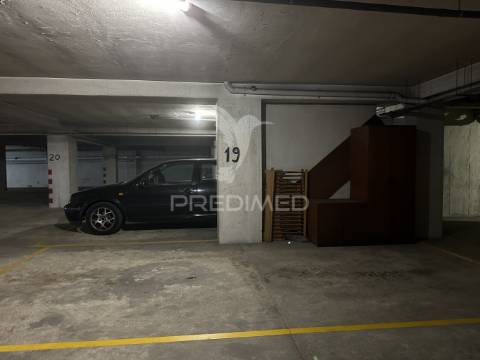 Apartamento t1, c/ garagem, fátima