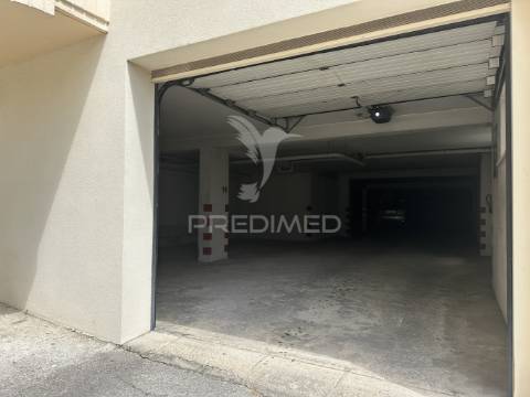 Apartamento t1, c/ garagem, fátima