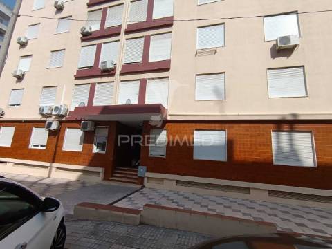 Apartamento t3 em santo onofre – elvas | excelente estado e ótima luminosidade