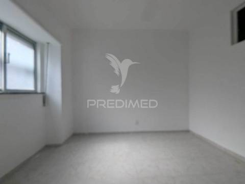 Casa antiga para recuperar, 115m2, bastante central