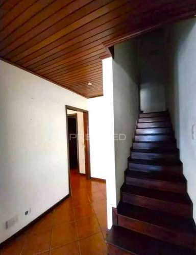 Apartamento t4 duplex em santa joana