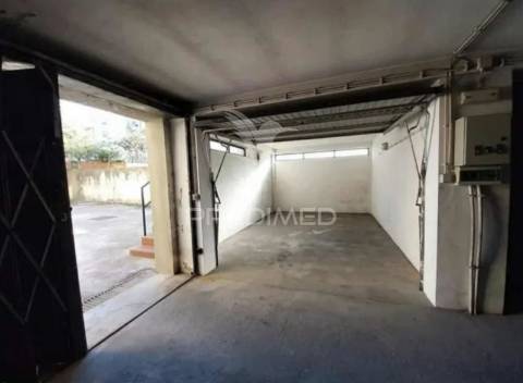 Apartamento t4 duplex em santa joana