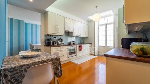Apartamento duplex t2+2 – o charme clássico encontrou o conforto contemporâneo