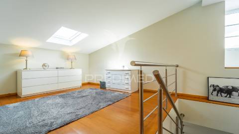 Apartamento duplex t2+2 – o charme clássico encontrou o conforto contemporâneo