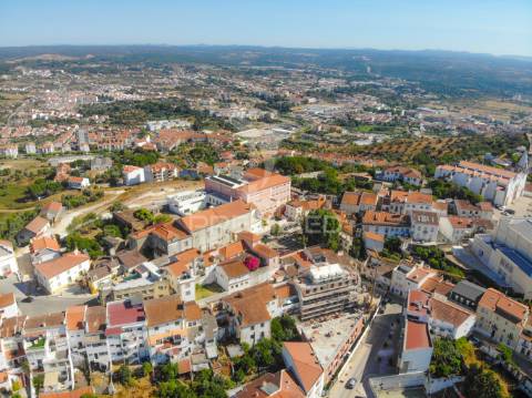 Apartamento em construção tipologia t2 em condomínio fechado