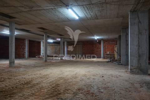 Apartamento em construção tipologia t2 em condomínio fechado