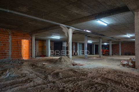 Apartamento em construção tipologia t2 em condomínio fechado