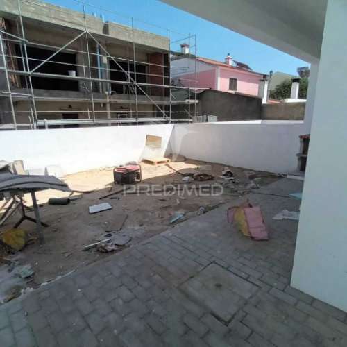 Moradia t3 geminada qtª das laranjeiras