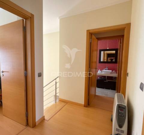Moradia t3 - arrendamento (empresas)
