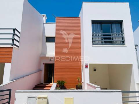 Moradia t3 - arrendamento (empresas)