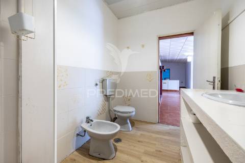 Moradia em cela, alcobaça, para arrendar