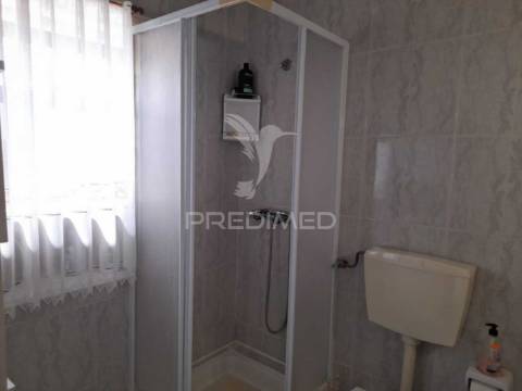 ? casinha típica alentejana t2 com quintal pronta a habitar!