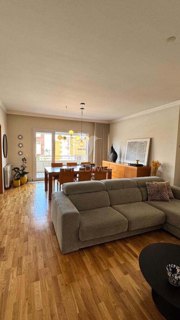 Apartamento t3 em canidelo, a 6 minutos da praia - vendido mobiliado e pronto a habitar!