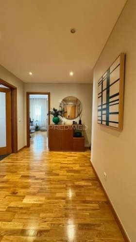 Apartamento t3 em canidelo, a 6 minutos da praia - vendido mobiliado e pronto a habitar!