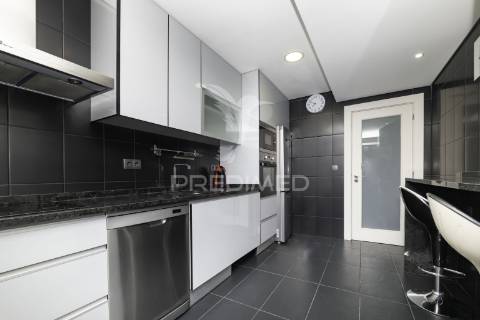 Apartamento t2 - quinta da capela, s. lázaro (arrendamento)