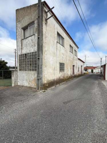 Armazém para venda em são jorge – porto de mós