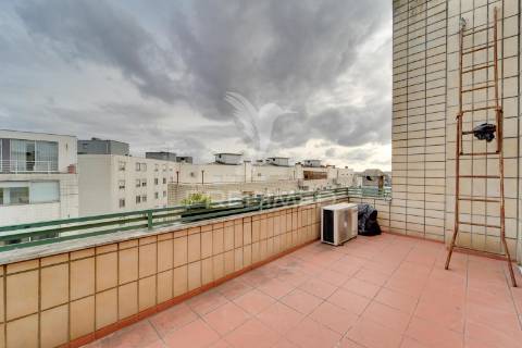 Duplex t4 com terraços no centro de paços de ferreira