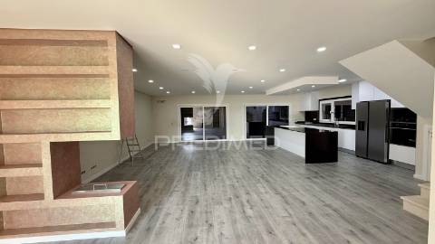 Moradia isolada t4 com piscina _ azeitão