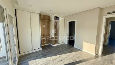 Moradia isolada t4 com piscina _ azeitão