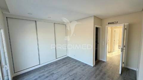 Moradia isolada t4 com piscina _ azeitão