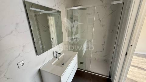 Moradia isolada t4 com piscina _ azeitão