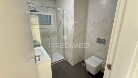 Moradia isolada t4 com piscina _ azeitão