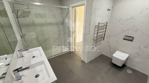 Moradia isolada t4 com piscina _ azeitão