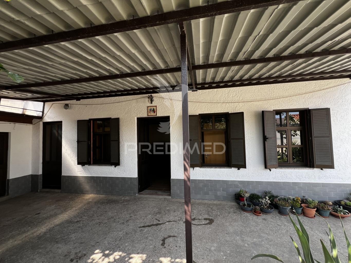 Moradia t2 térrea com espaço exterior