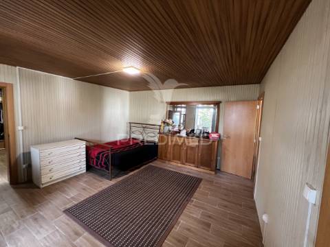 Moradia t2 térrea com espaço exterior