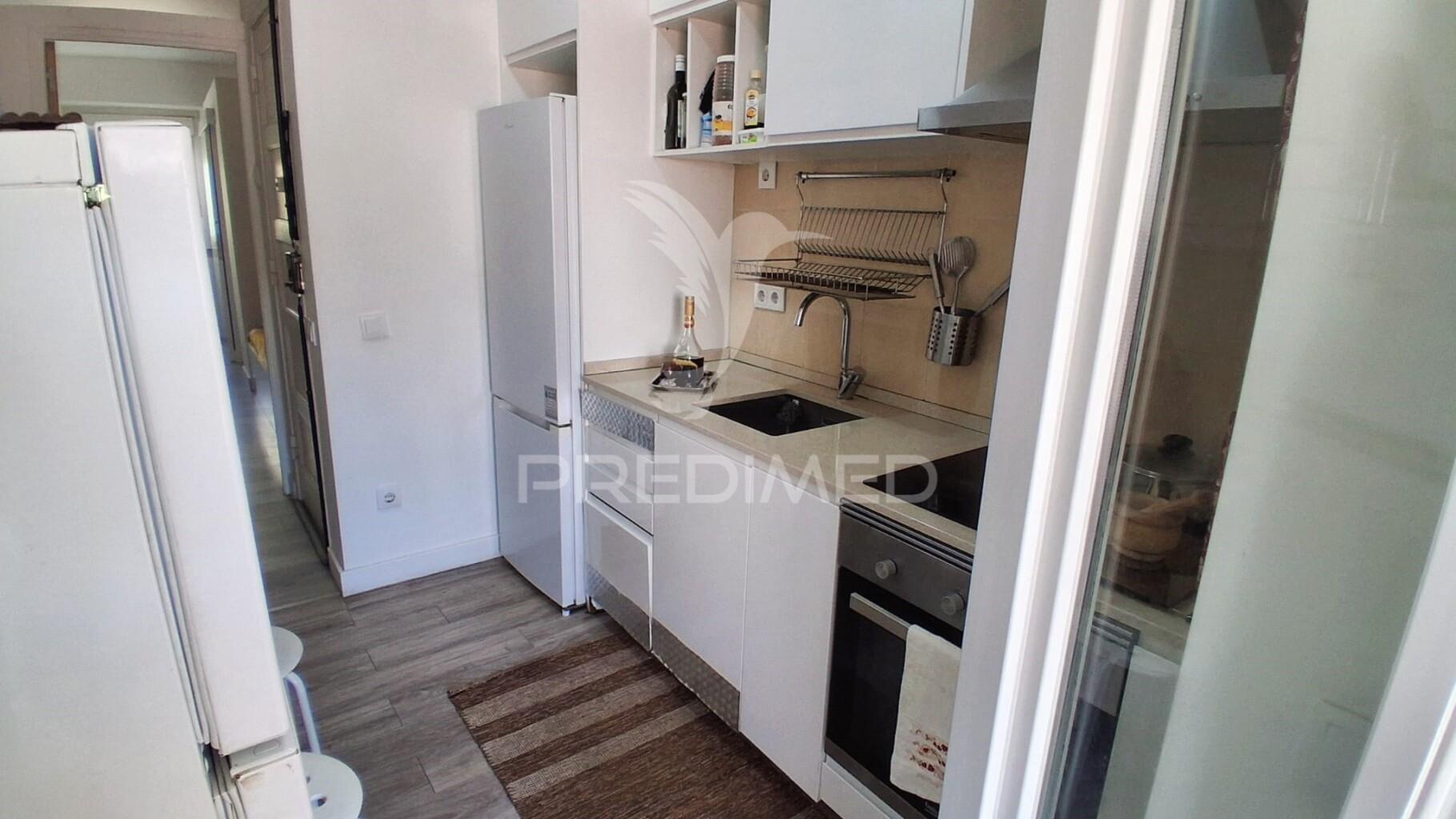 Apartamento t2+1 totalmente remodelado e mobilado, pronto a habitar!