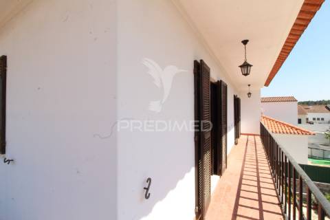 Moradia t4