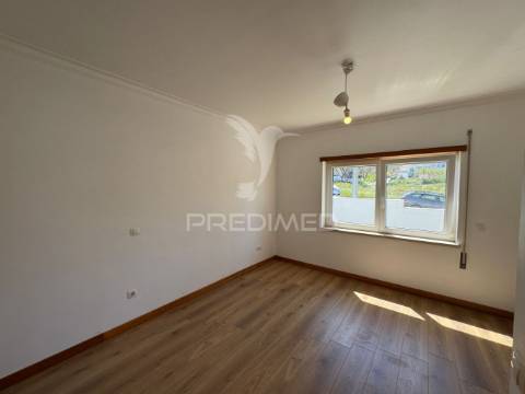 Moradia t4 nos parceiros