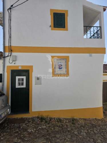 Casinha de aldeia  t1 - 75.000.00 euros