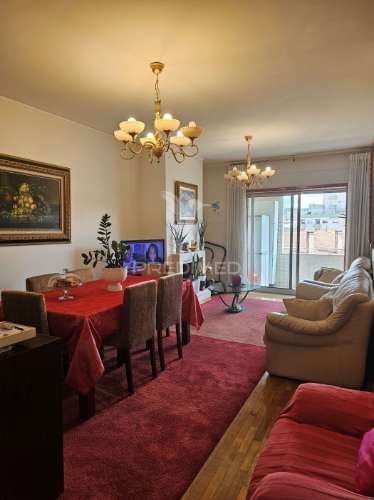 Apartamento t3 alameda