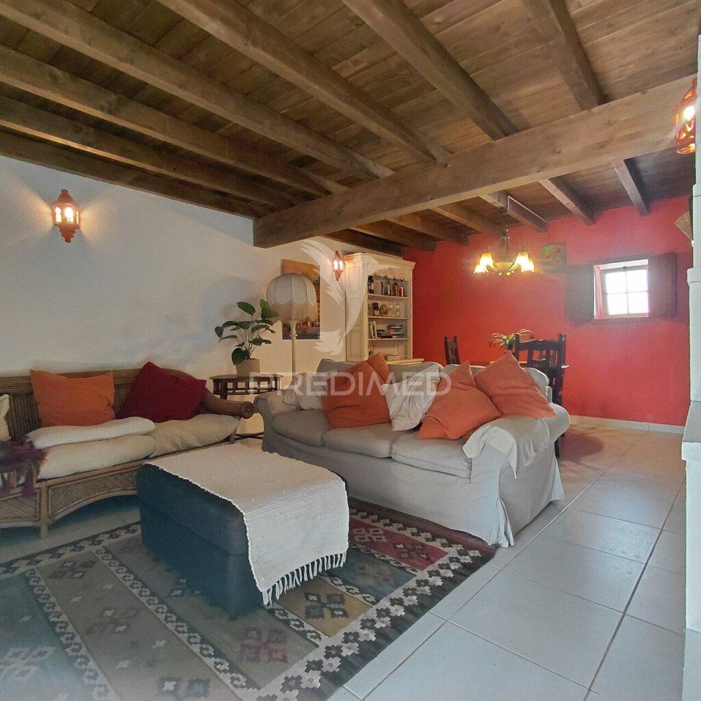 Moradia t4 com jardim em marvão