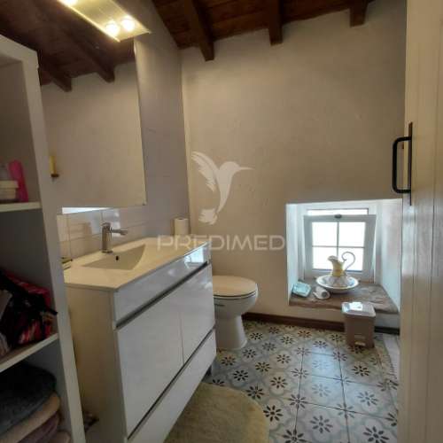 Moradia t4 com jardim em marvão