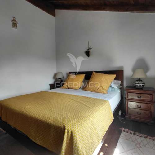 Moradia t4 com jardim em marvão