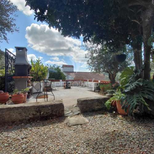 Moradia t4 com jardim em marvão