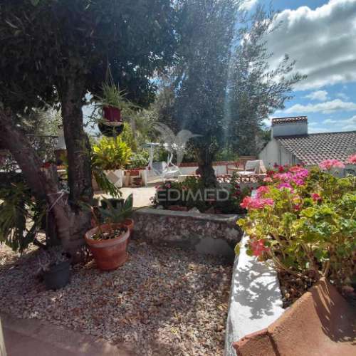 Moradia t4 com jardim em marvão
