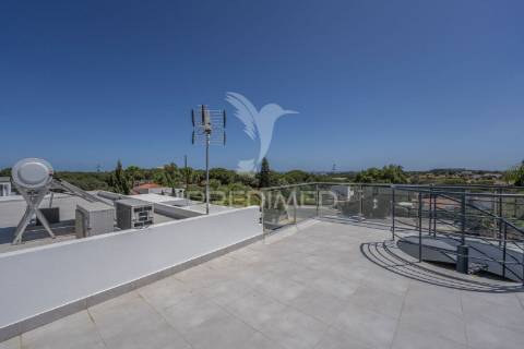 Algarve - moradia contemporânea perto da praia