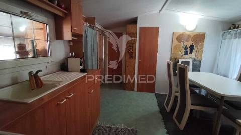 Residencial t3 com alpendre ,quinta do anjo.