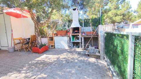 Residencial t3 com alpendre ,quinta do anjo.