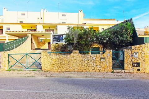 Moradia com piscina aquecida em albufeira - caliços