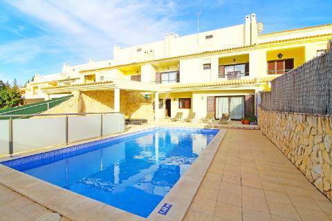 Moradia com piscina aquecida em albufeira - caliços