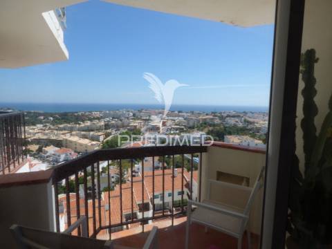 Apartamento t2  vista para mar - montechoro