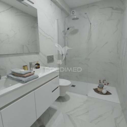 Apartamento t3 totalmente remodelado – estrada de benfica