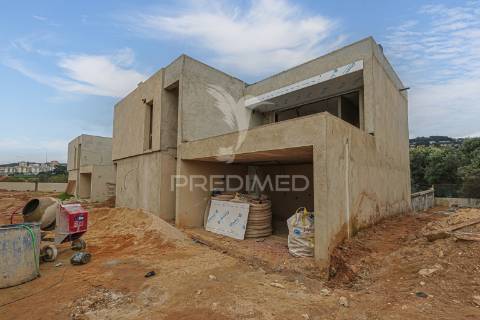 Condomínio das amálias  - moradia independente t5 com piscina privada